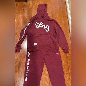 LRG Men’s Sweatsuit Maroon Size Medium